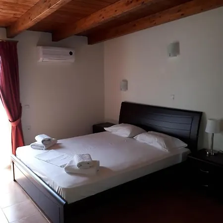 Hotell Scala Paralia Rachon