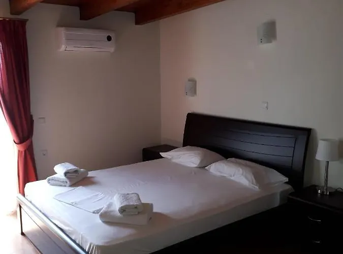 Hotel Scala Paralia Rachon